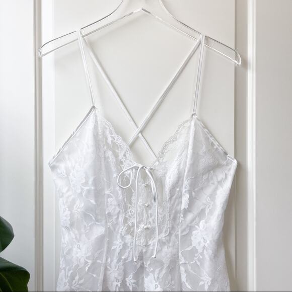 Tres Chic Designs Vintage White Lace Lingerie Chemise Slip M - Picture 2 of 14